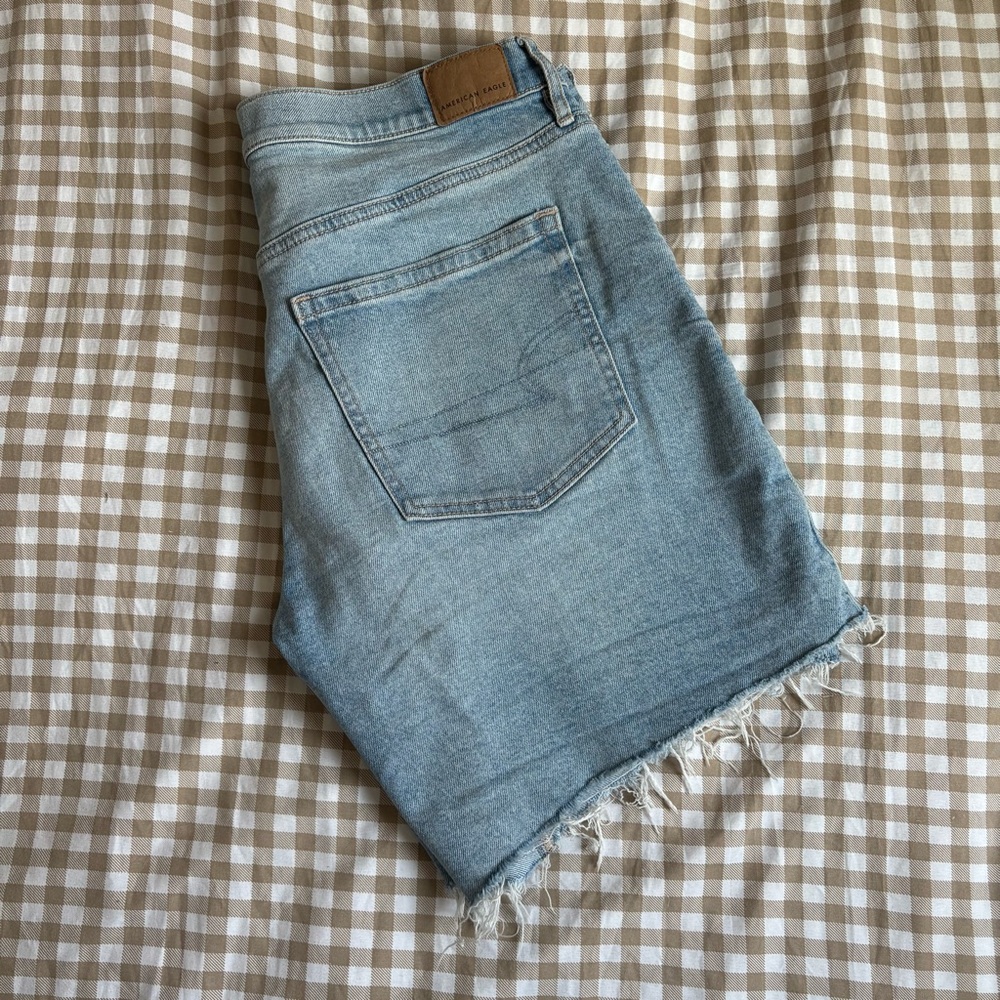 Light Blue Denim Cutoff Shorts - Women's Casual Frayed Hem